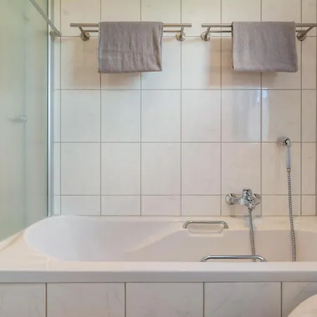 Koch Bis 100m² Mit Balkon Bad Grund